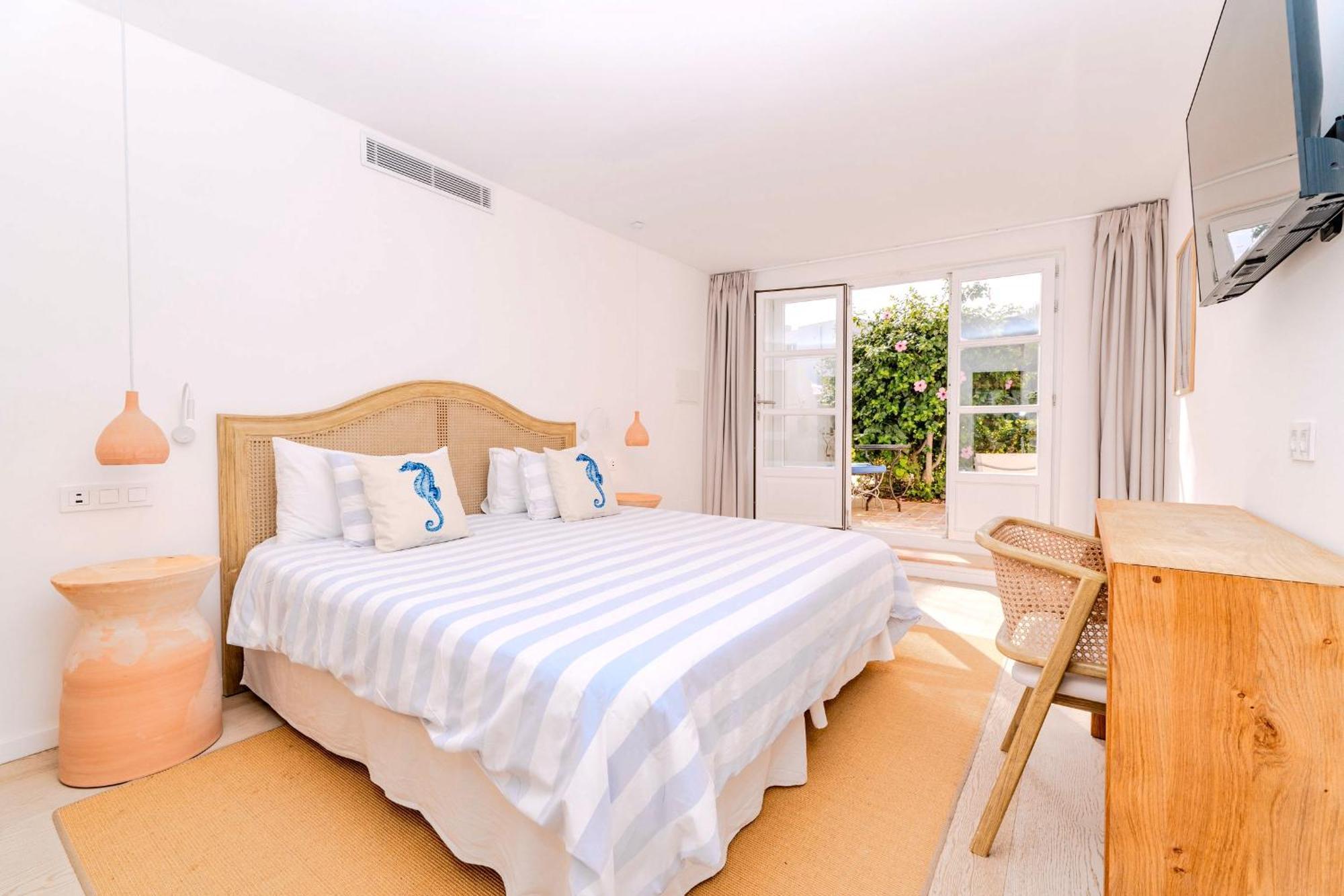 칼라 라트자다 The Sea Club B&B 외부 사진