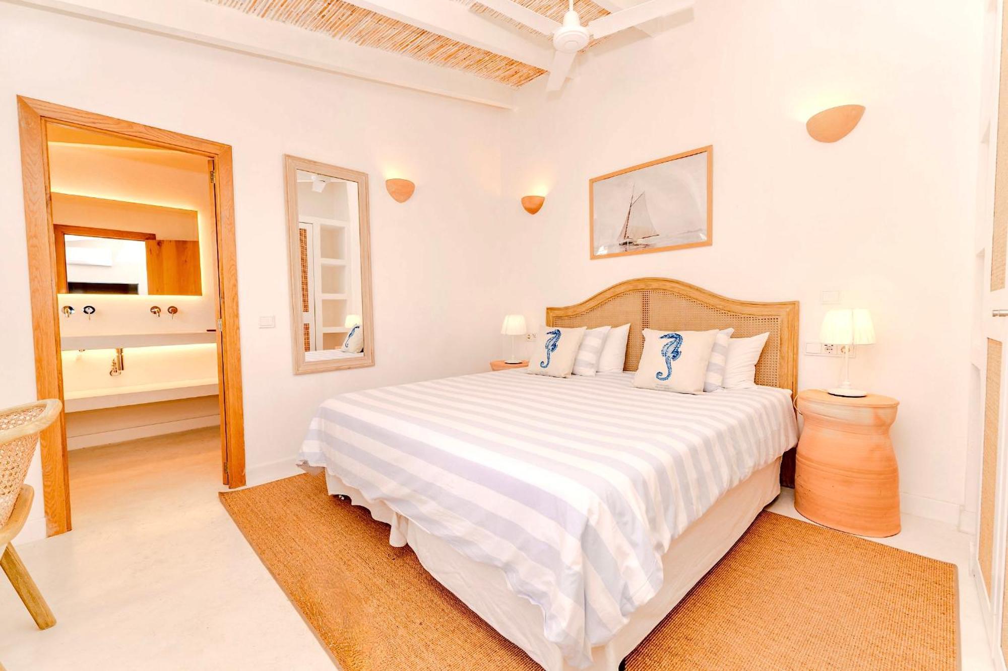 칼라 라트자다 The Sea Club B&B 외부 사진
