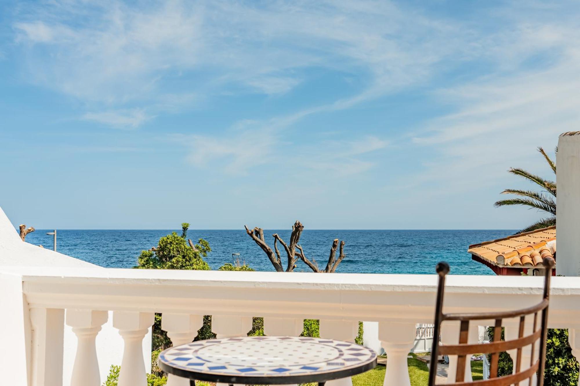 칼라 라트자다 The Sea Club B&B 외부 사진